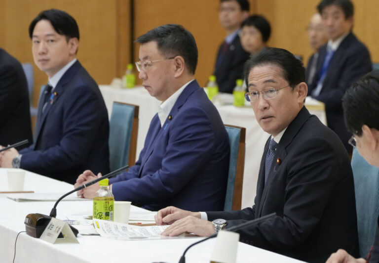 Kishida envisage une augmentation du budget de la garde d&rsquo;enfants au Japon d&rsquo;environ 3,5 billions.  yen