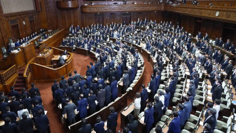 La chambre basse du Japon adopte une révision controversée de la loi sur l&rsquo;immigration
