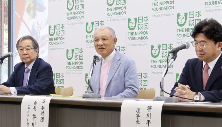 Japón y China reanudarán visitas mutuas de oficiales de defensa, las primeras en 4 años