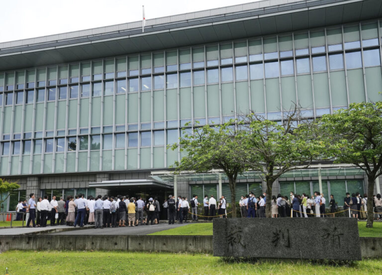 Article suspect envoyé au tribunal japonais en raison du procès du tireur d&rsquo;Abe