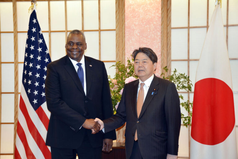 Le chef du Pentagone confirmera l&rsquo;alliance avec le Japon après le lancement d&rsquo;un missile nord-coréen