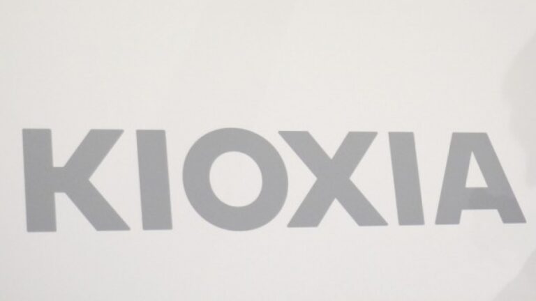 Le fabricant de puces japonais Kioxia et Western Digital sur le point de fusionner-sources