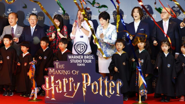 Le plus grand parc à thème intérieur Harry Potter du monde ouvre ses portes à Tokyo