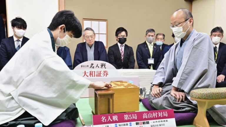 Sota Fujii devient le 2e joueur de l&rsquo;histoire du shogi avec 7 titres majeurs