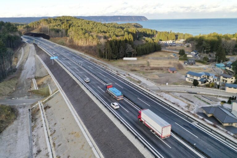 Le Japon envisage d&rsquo;augmenter la limite de vitesse des camions pour des livraisons de marchandises plus rapides