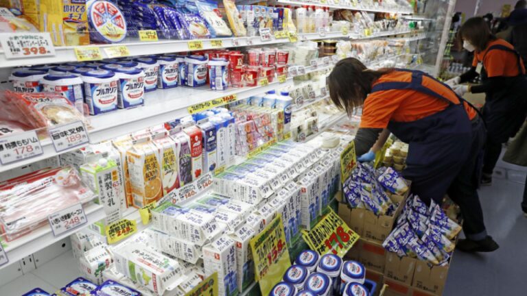 Les prix à la consommation de base du Japon augmentent de 3,3 % en juin sur un an