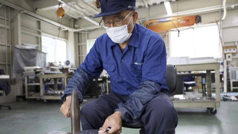 Les « visages » des shinkansen japonais sont encore principalement le travail d&rsquo;artisans qualifiés