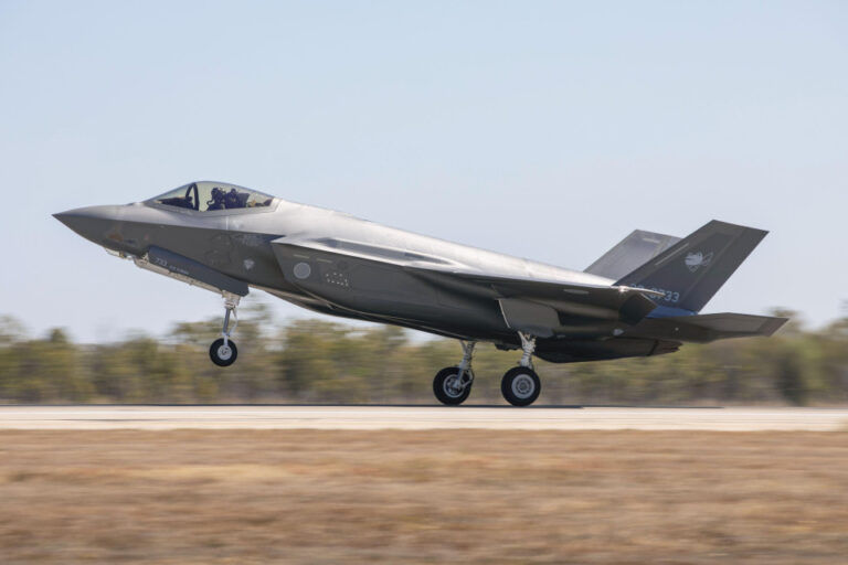 Des avions de combat japonais F-35 visitent l&rsquo;Australie pour leur premier déploiement à l&rsquo;étranger