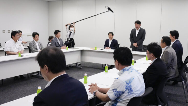Japón considera aliviar las restricciones a las exportaciones de armas letales