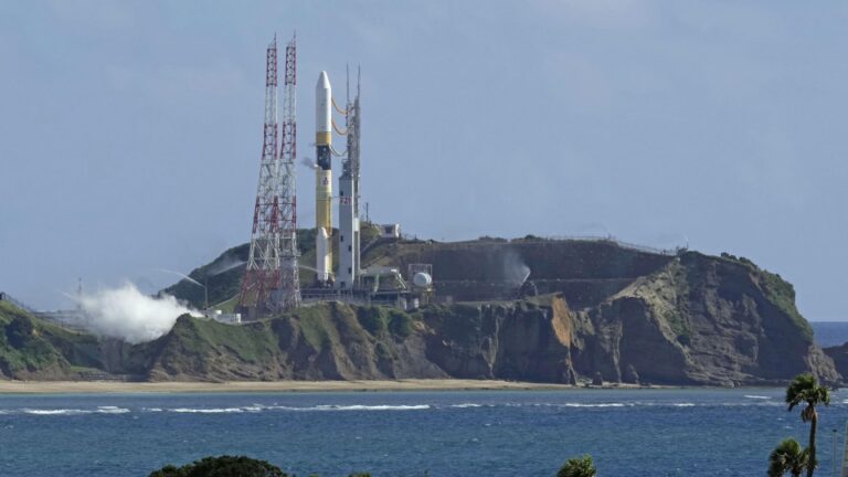 Le lancement retardé de la fusée japonaise H2A transportant un atterrisseur lunaire est prévu le 7 septembre