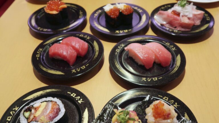Une chaîne japonaise de sushis abandonne son procès contre un adolescent pour une blague sur une bouteille de sauce soja