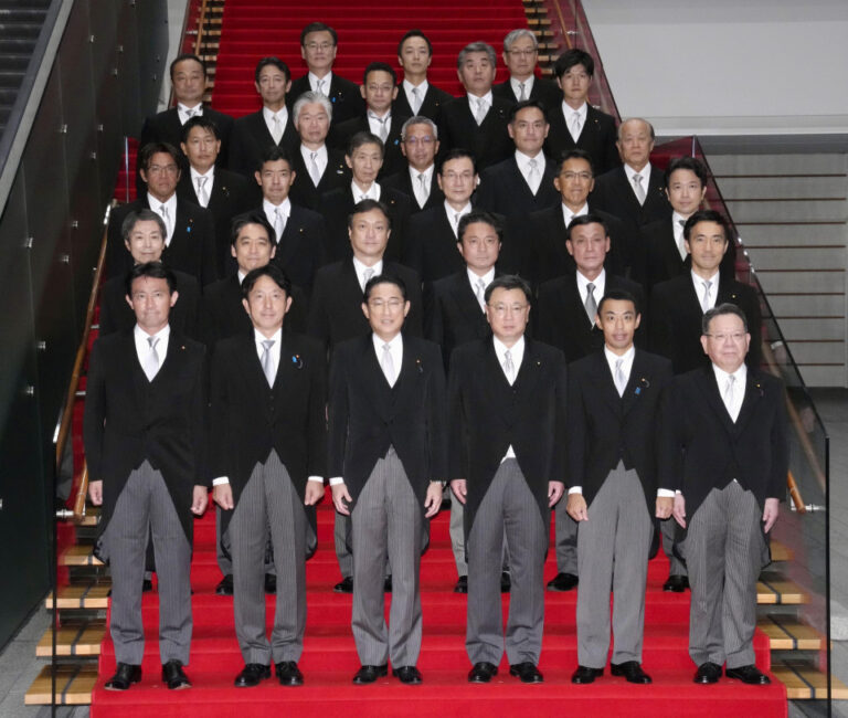 Aucune femme nommée vice-ministre dans le cadre du remaniement ministériel japonais