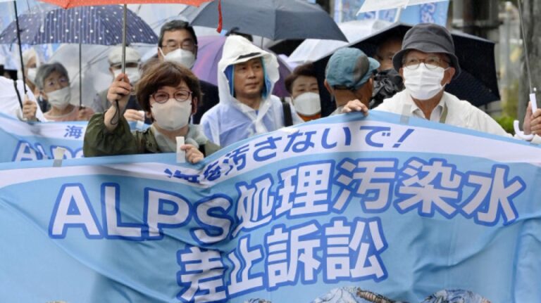 Des habitants intentent une action en justice pour stopper le rejet des eaux usées de la centrale de Fukushima