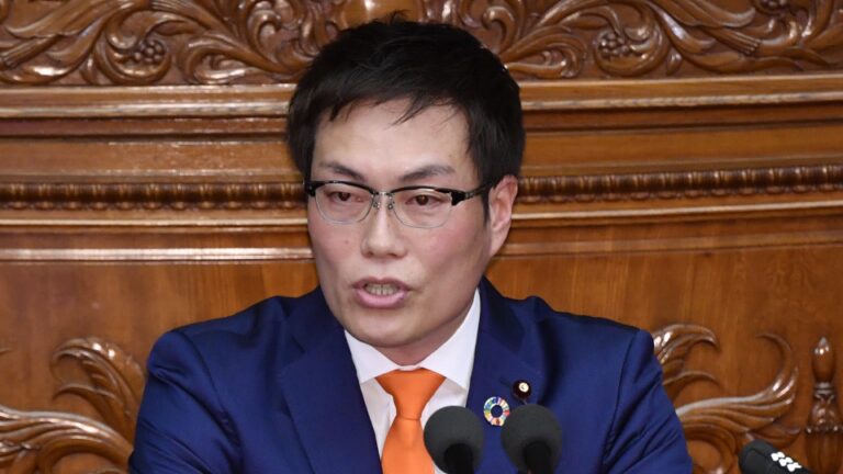 Exviceministro de Asuntos Exteriores japonés arrestado por presunto soborno