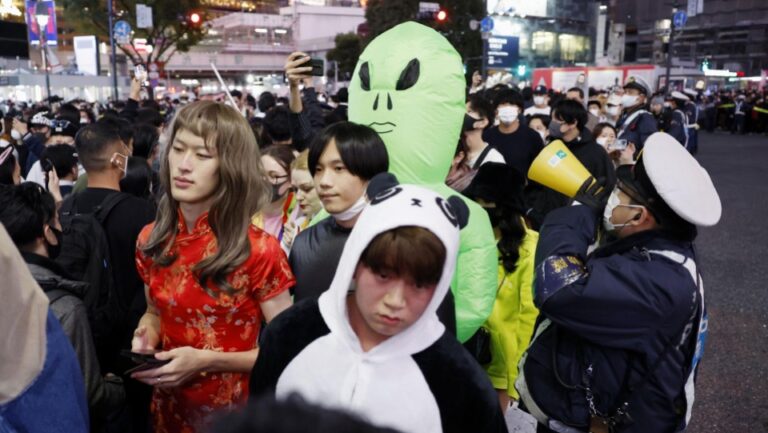 Le maire de Shibuya à Tokyo dit « Ne venez pas » pour Halloween