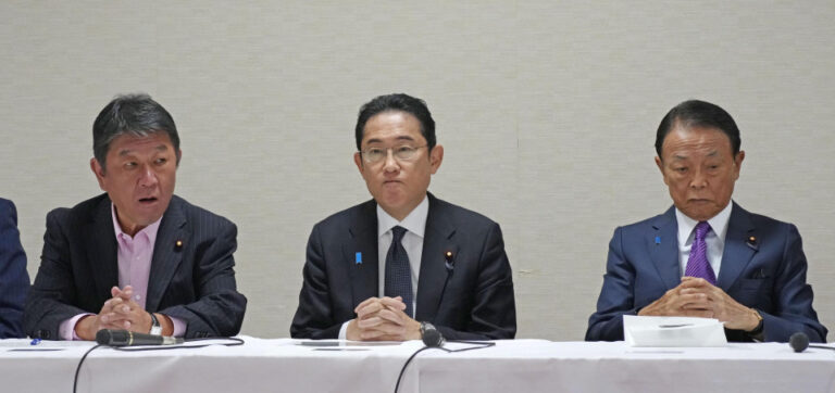 Se espera que Toshimitsu Motegi y Taro Aso permanezcan en la reorganización ejecutiva del PLD.