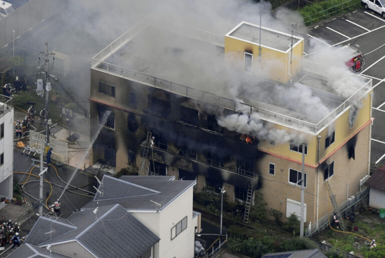 Un homme admet avoir commis l&rsquo;incendie criminel mortel de Kyoto Animation en 2019