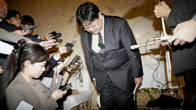 Le vice-ministre parlementaire japonais démissionne suite à un scandale