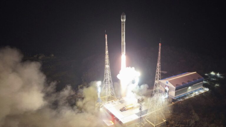 Le Japon confirme qu&rsquo;un objet lancé par la Corée du Nord en orbite autour de la Terre