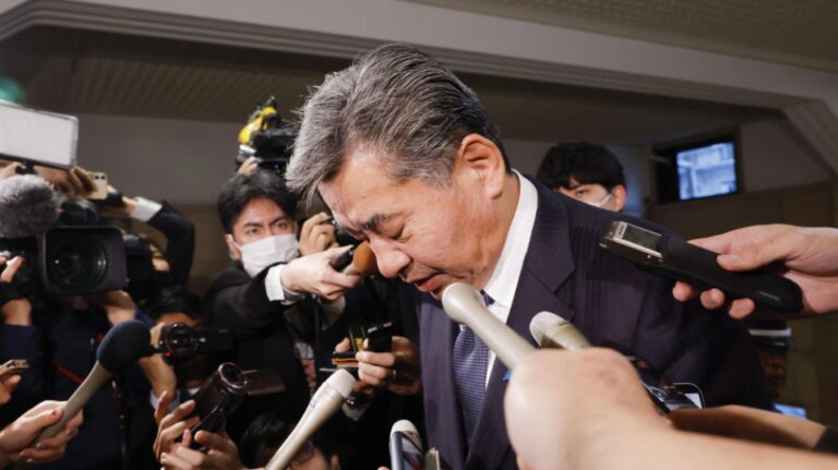 Le vice-ministre japonais des Finances démissionne en raison d&rsquo;impôts impayés