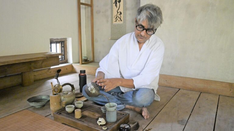 Un Indien vit dans une maison d&rsquo;inspiration japonaise et organise sa cérémonie du thé