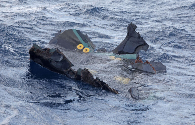 Des morceaux de l&rsquo;épave d&rsquo;un Osprey donnés aux États-Unis après le crash au large du Japon