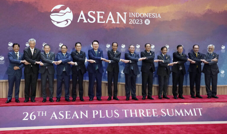 L&rsquo;ASEAN fait confiance au Japon et équilibre ses relations face à la montée en puissance de la Chine