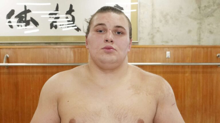 L&rsquo;adolescent ukrainien Aonishiki remporte son 2e titre en division inférieure