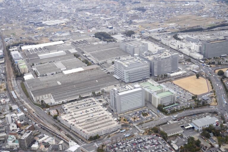 Toyota redémarrera sa production nationale le 8 janvier comme prévu après le séisme