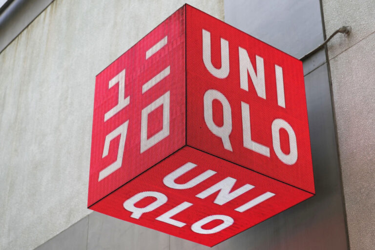4 Vietnamiens arrêtés pour des vols visant des magasins Uniqlo au Japon