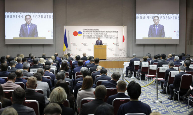 La participation du secteur privé est essentielle au soutien du Japon à l&rsquo;Ukraine