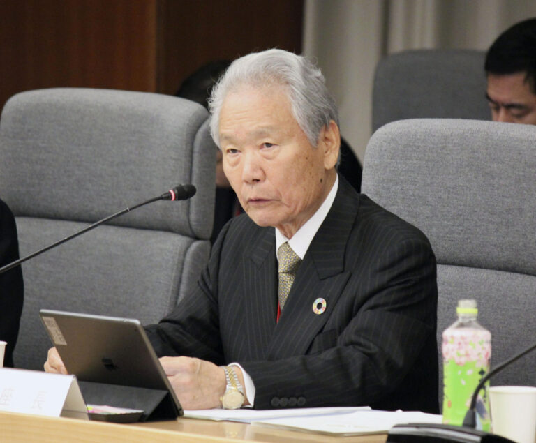 Le plan de dépenses de défense du Japon de 290 milliards de dollars reste insuffisant, selon des experts