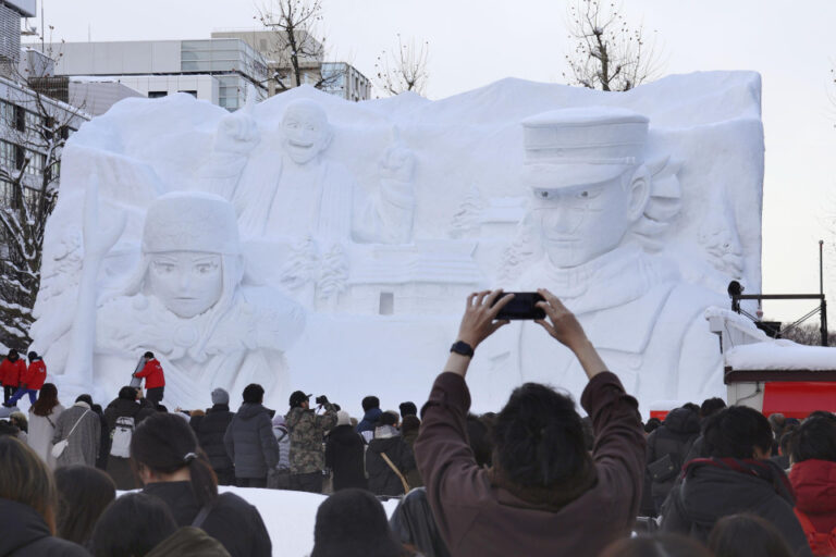 Les foules du Festival de la neige de Sapporo retrouveront leur niveau d&rsquo;avant la pandémie en 2024