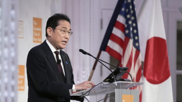 Les législateurs américains demandent à Kishida de prononcer un discours au Congrès lors de son voyage en avril