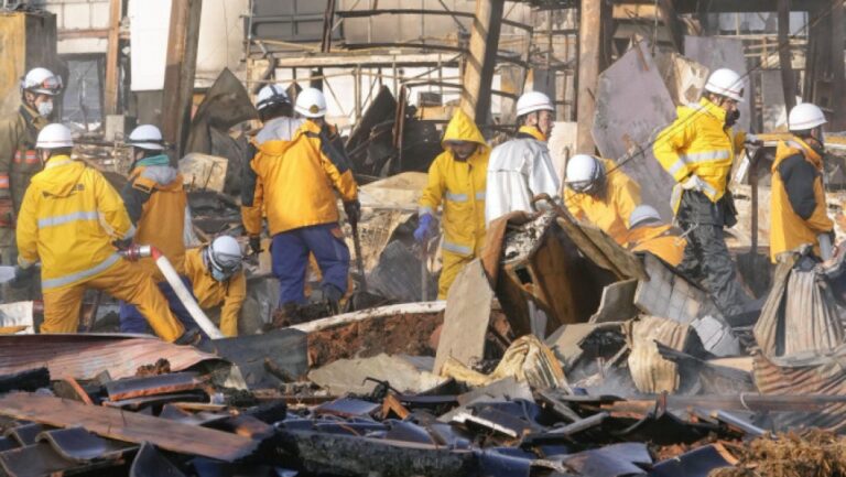 Les pompiers étrangers étouffés par l&rsquo;écran de fumée bureaucratique du gouvernement japonais