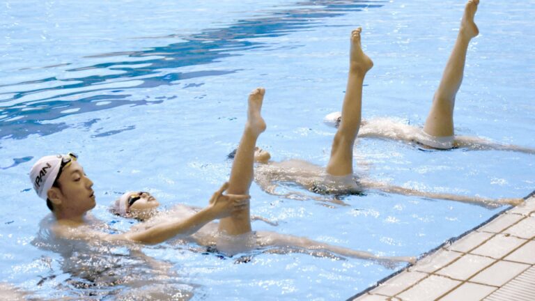 L'inclusion des hommes dans la natation artistique progresse lentement