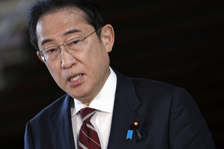 Le Premier ministre japonais condamne fermement l'attaque iranienne contre Israël et l'escalade du conflit