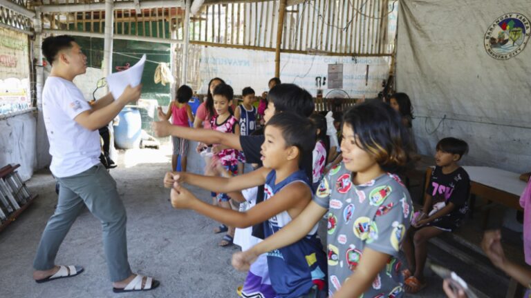 Une ONG fondée au Japon aide à façonner le caractère des enfants philippins