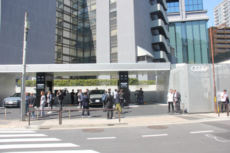 Audi construit le premier centre de recharge en dehors de l'Europe à Tokyo dans le cadre de la promotion des véhicules électriques