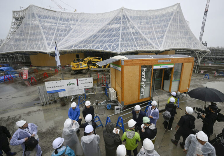 Le japonais FamilyMart ouvre une boutique mobile sans personnel à l'Expo d'Osaka