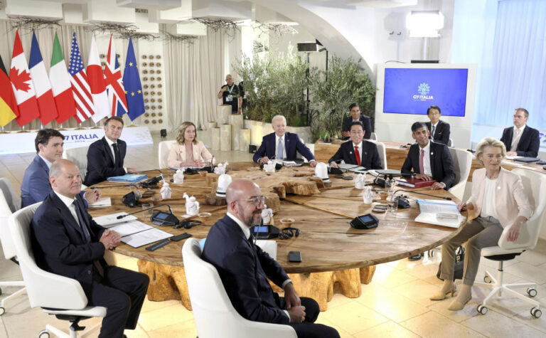 Le G7 veut s'entendre sur un fonds pour l'Ukraine utilisant des avoirs russes gelés