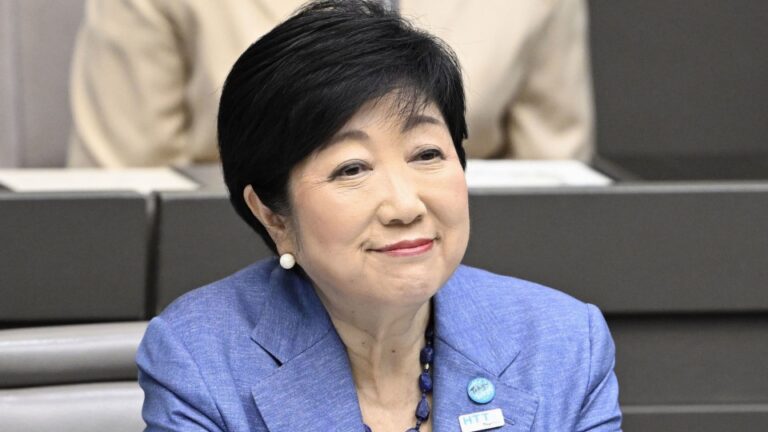 Le gouverneur de Tokyo, Koike, se présentera à nouveau et organisera une confrontation à enjeux élevés avec Renho