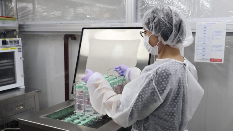 Le recours aux banques de lait maternel de donneuses se développe au Japon pour aider les bébés prématurés