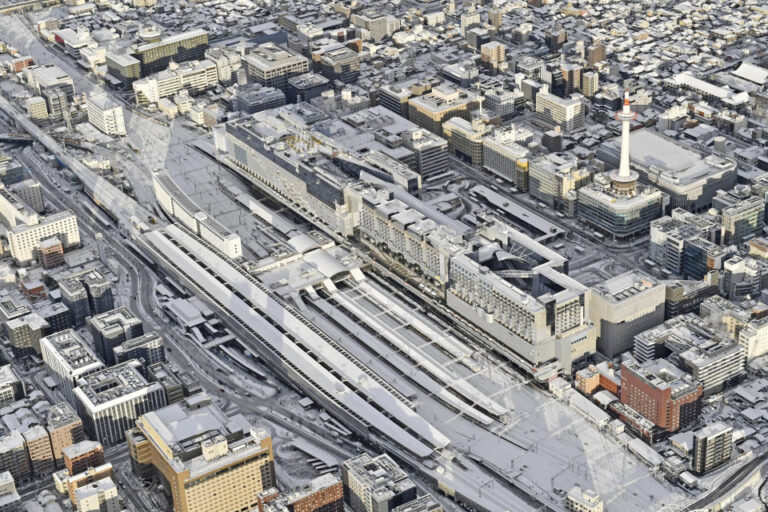 Le refus d'un hôtel de Kyoto d'héberger un Israélien est illégal (ville)