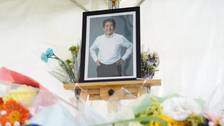 Deux ans après la mort d'Abe, les problèmes de l'Église de l'Unification demeurent