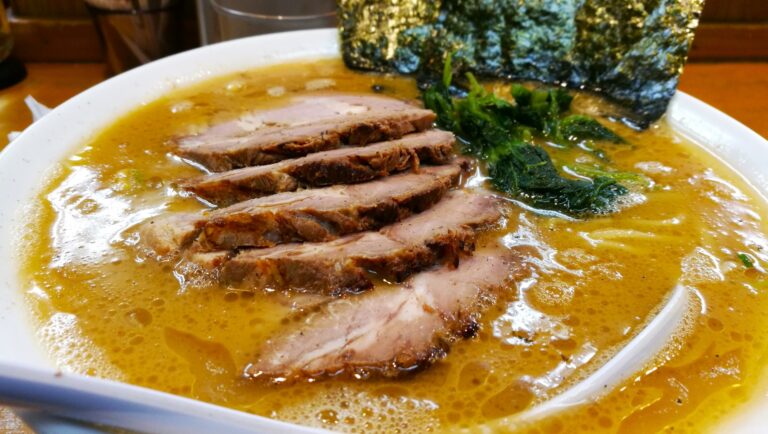Qu'est-ce que le ramen Iekei ? Tout sur le ramen fait maison