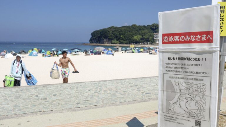 L'alerte au séisme d'une semaine au Japon prend fin en l'absence de nouveaux développements
