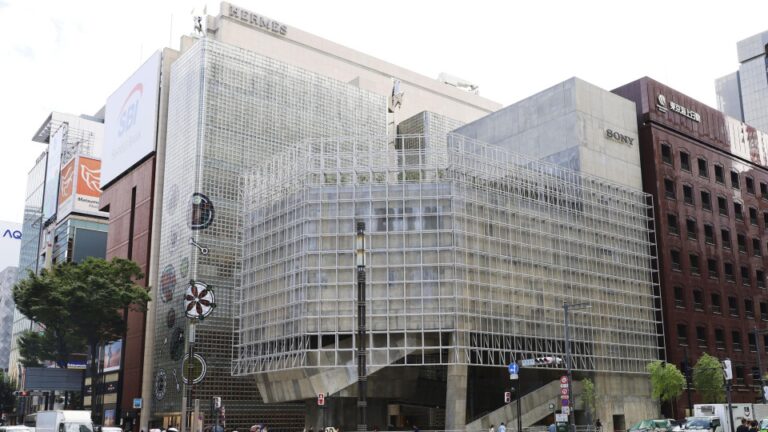 Le nouveau bâtiment de Sony dans le quartier de Ginza à Tokyo est terminé et devrait ouvrir en 2025