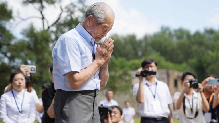 Un ancien membre d'une unité de guerre biologique japonaise revient en Chine