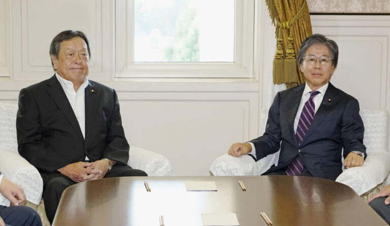 Le parti au pouvoir au Japon propose d'élire un nouveau Premier ministre le 1er octobre